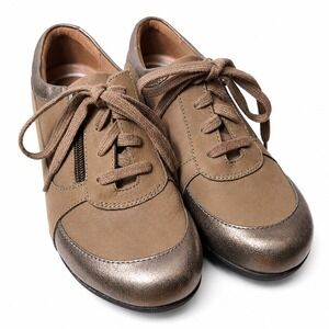 DANSKO Loretta Wedge Oxford Shoe Sz EU/37 US/7 Taupe Leather Lace-Up Side Zipper